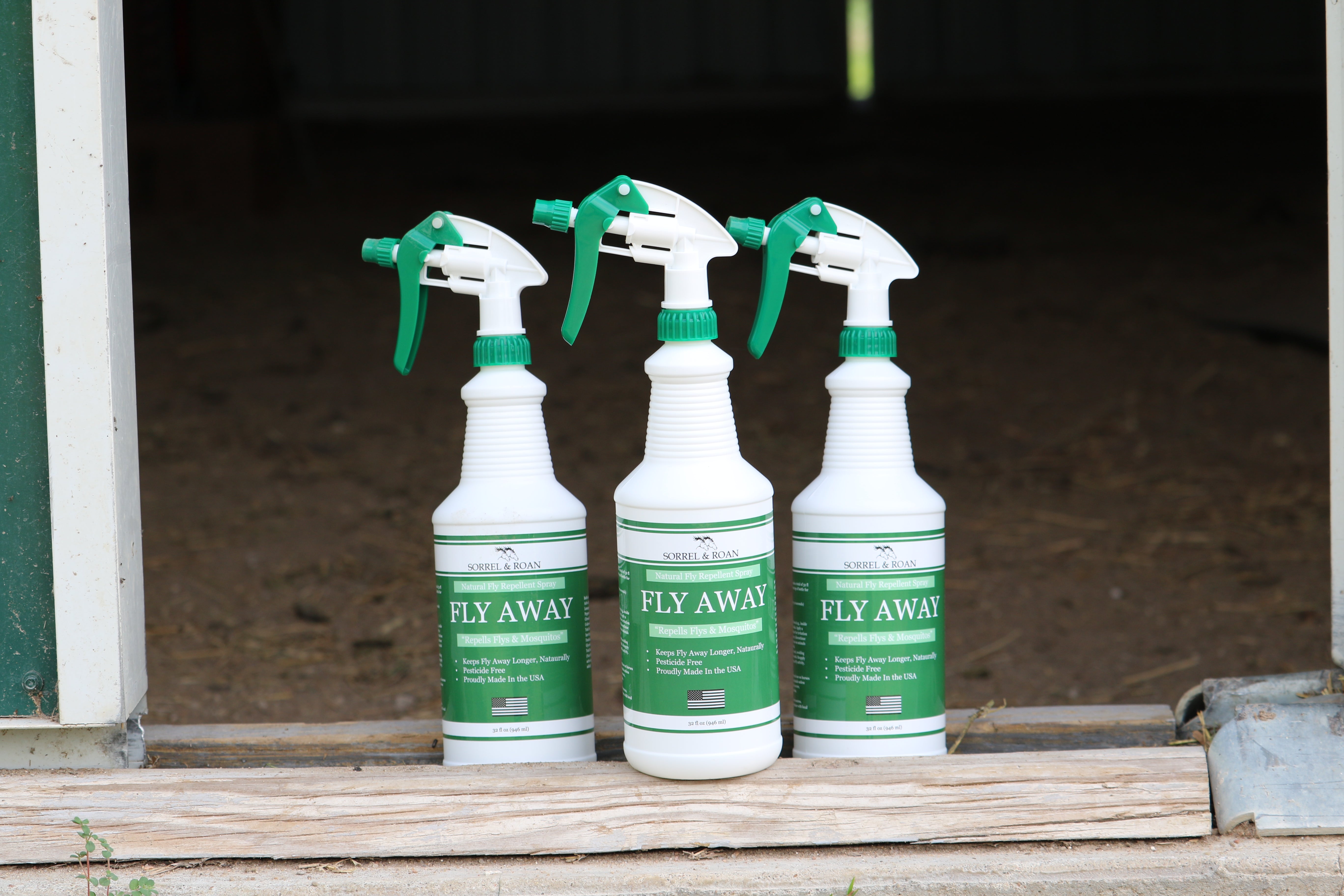 fly spray for garden FLY AWAY 32oz Natural Equine Fly Spray – Sorrel & Roan